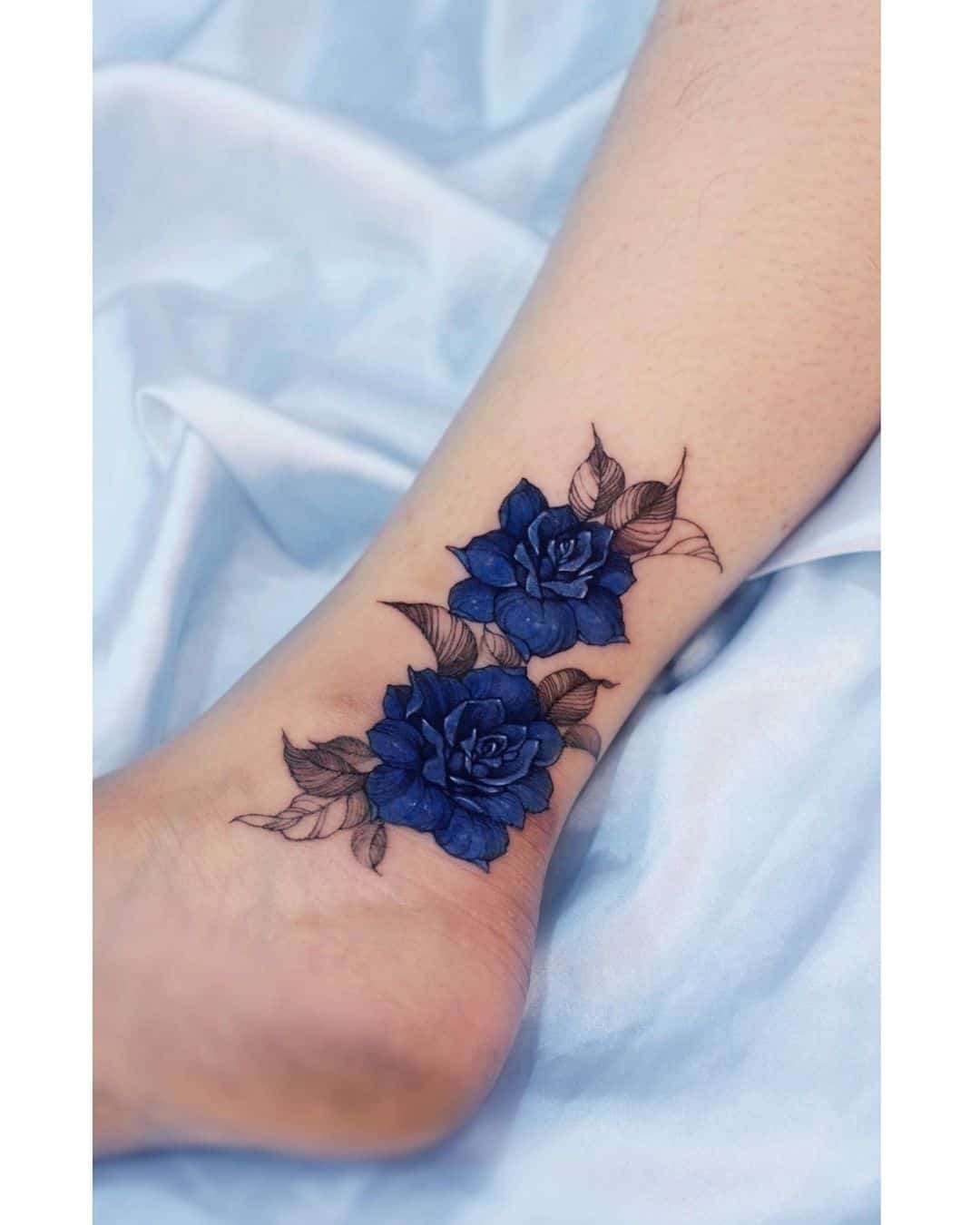 Coloridas Arte Tattoo Fotos De Tatuagens Page 103 Blue Flower Tattoos Blue Rose Tattoos Rose Tattoos