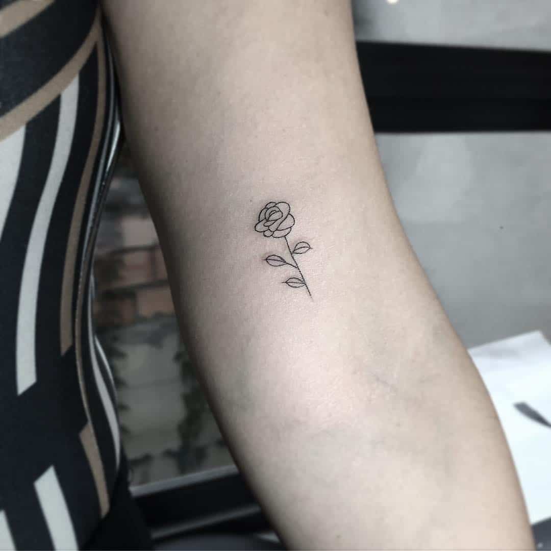 50 Unique Rose Tattoo Ideas For Women - Tattoo Inspirations for 2020