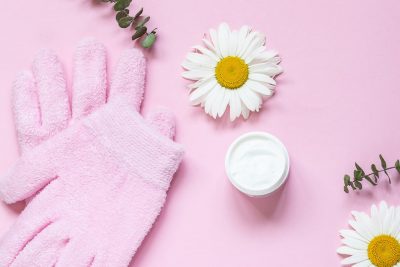 The 10 Best Exfoliating Gloves to Buy in 2023