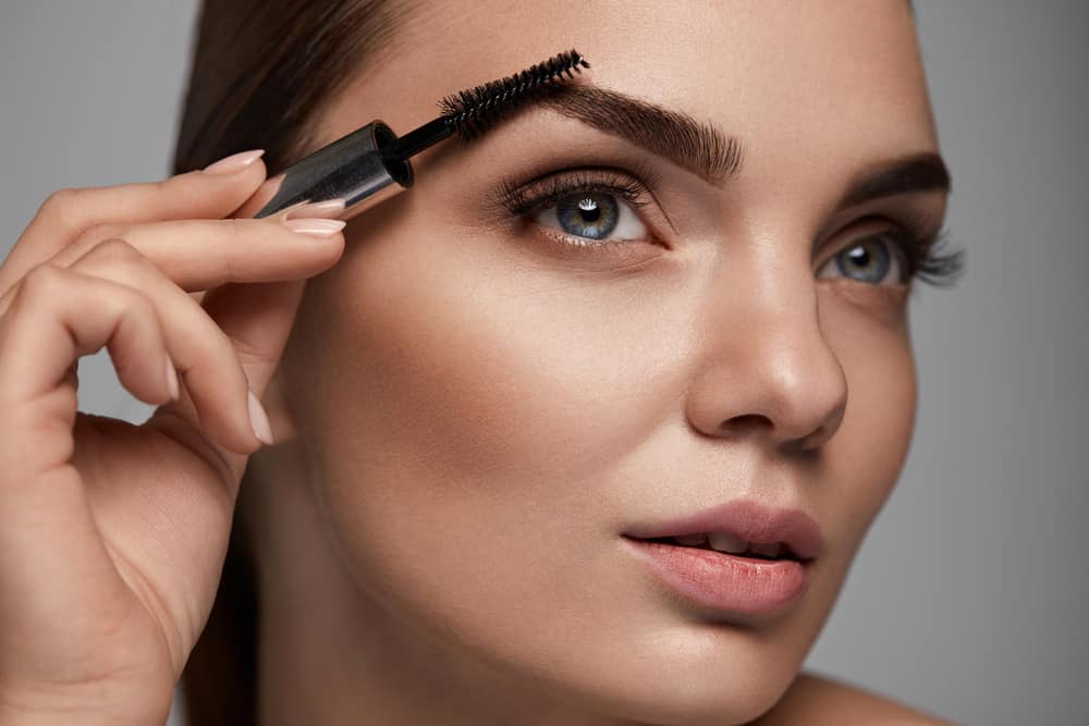 The 10 Best Eyebrow Gels to Buy in 2022 - Beauty Mag