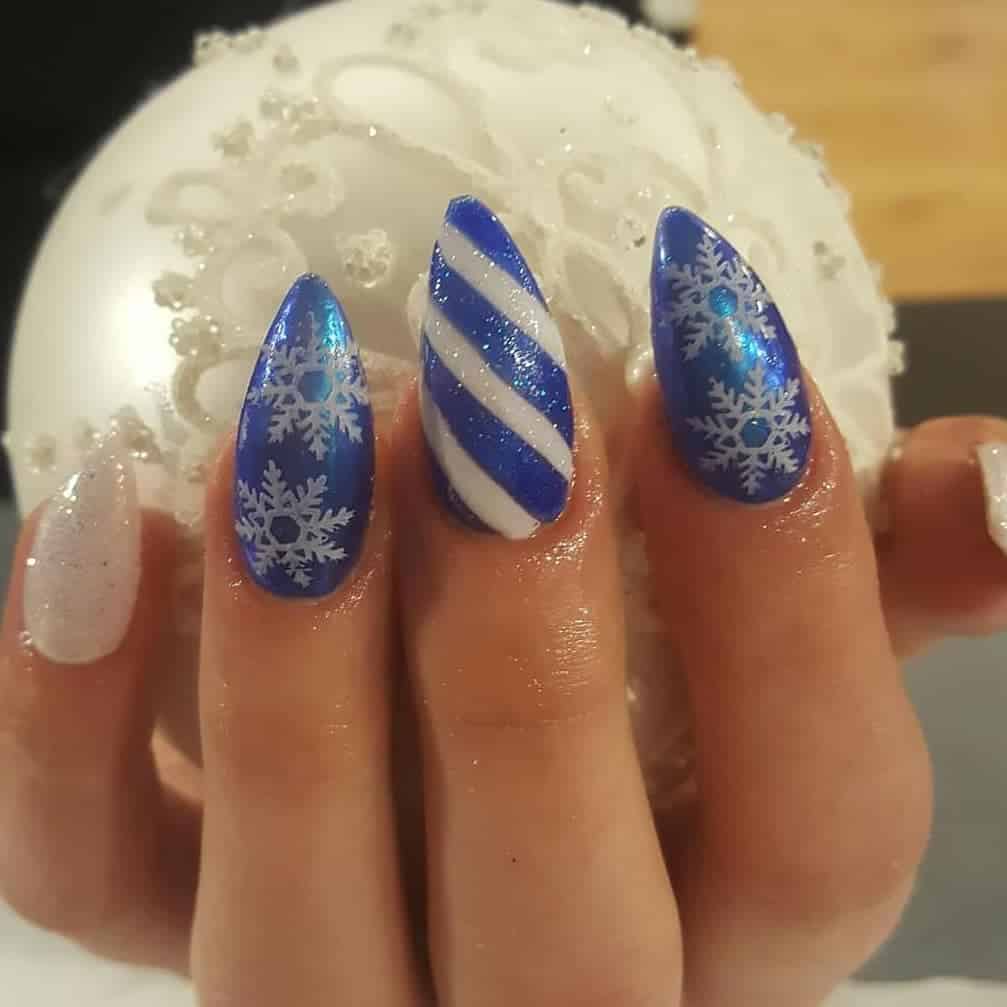 Blue Christmas Nails Designs 