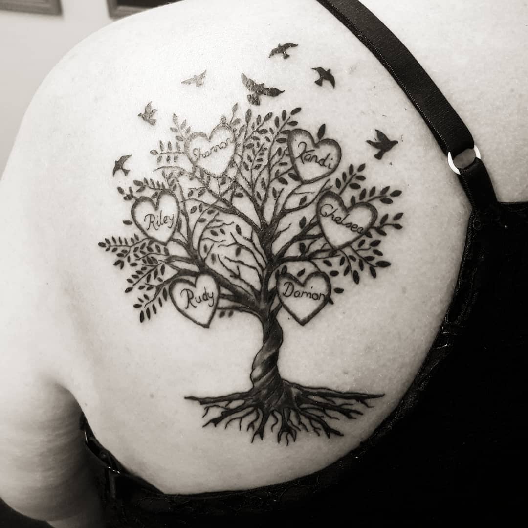 50 Family Tree Tattoo Design Ideas To Show Off Your Roots