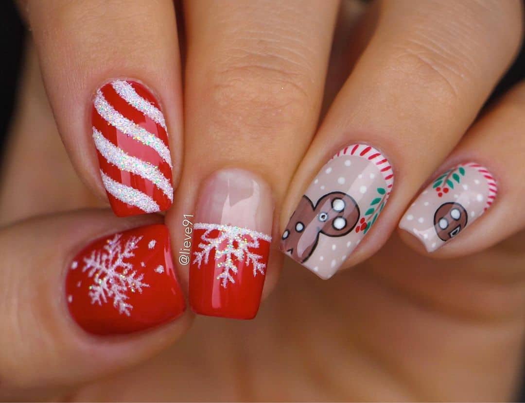 50 Christmas Nail Design Ideas To Show Off Your Holiday Spirit