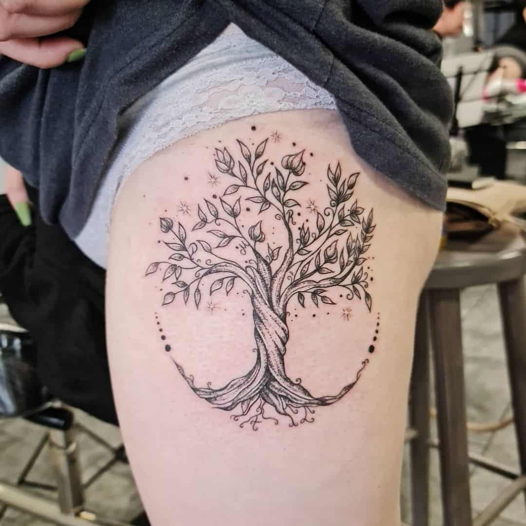 50 Family Tree Tattoo Design Ideas To Show Off Your Roots