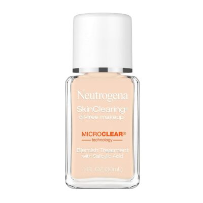 Neutrogena SkinClearing Oil-Free Makeup