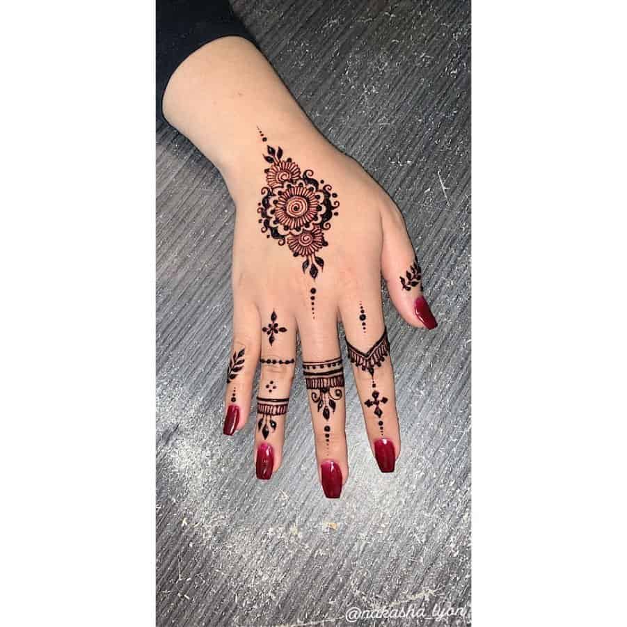 50+ Henna Tattoo Concepts - Lovely Inspirations | Assorted Finger Designs Henna Tattoo
