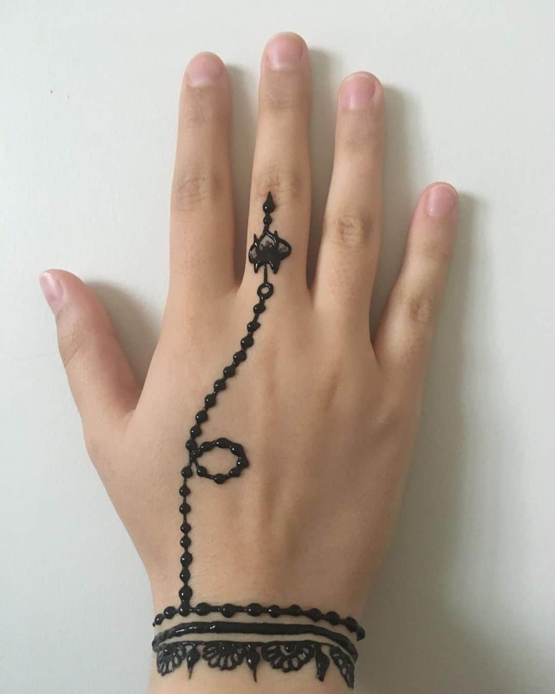 50+ Henna Tattoo Concepts - Lovely Inspirations | instasave CGiNFoOhzWN 1