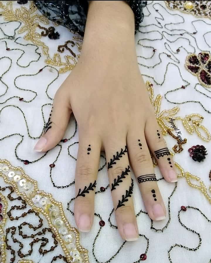 50+ Henna Tattoo Ideas - Beautiful Inspirations