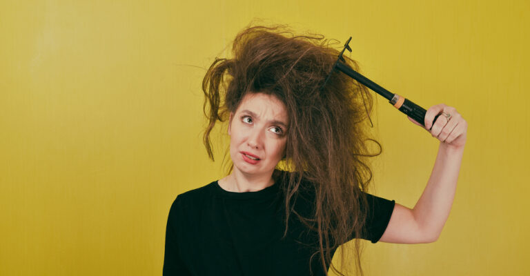 A Step-by-Step Guide on How to Get Knots Out of Hair - Beauty Mag