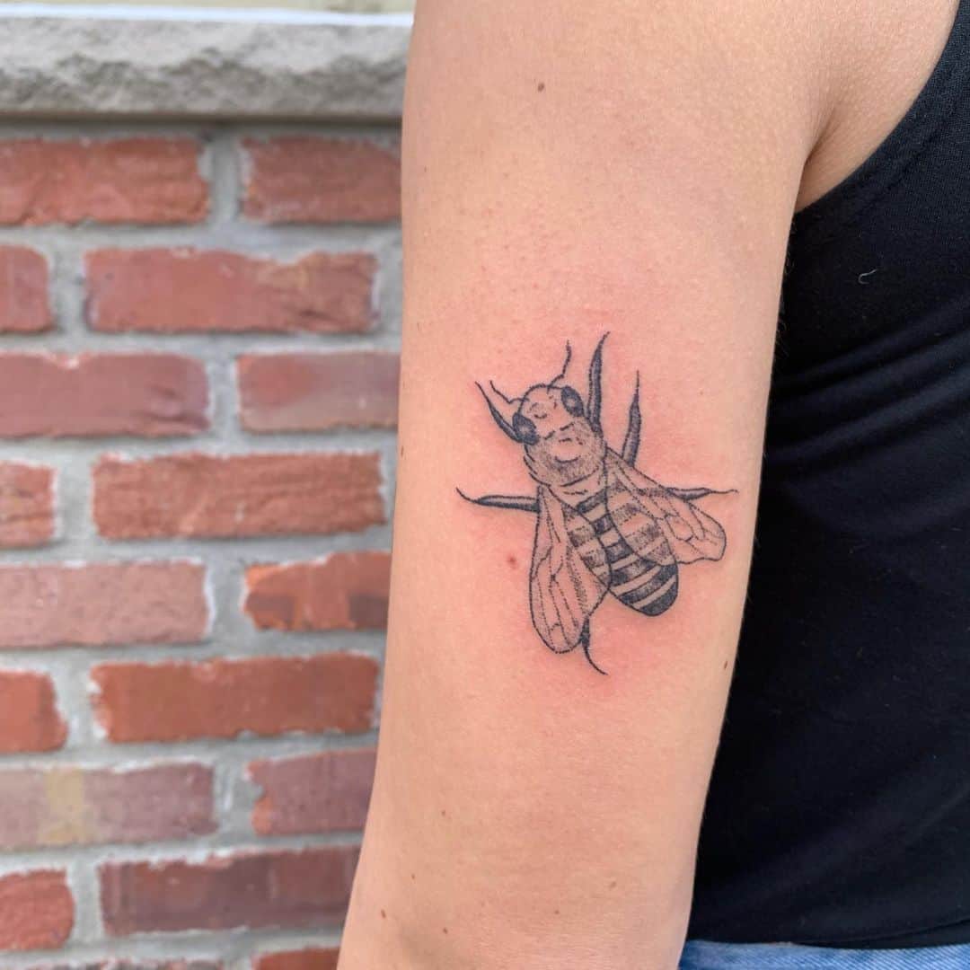 50+ Stick and Poke Tattoo Design Concepts | Bee