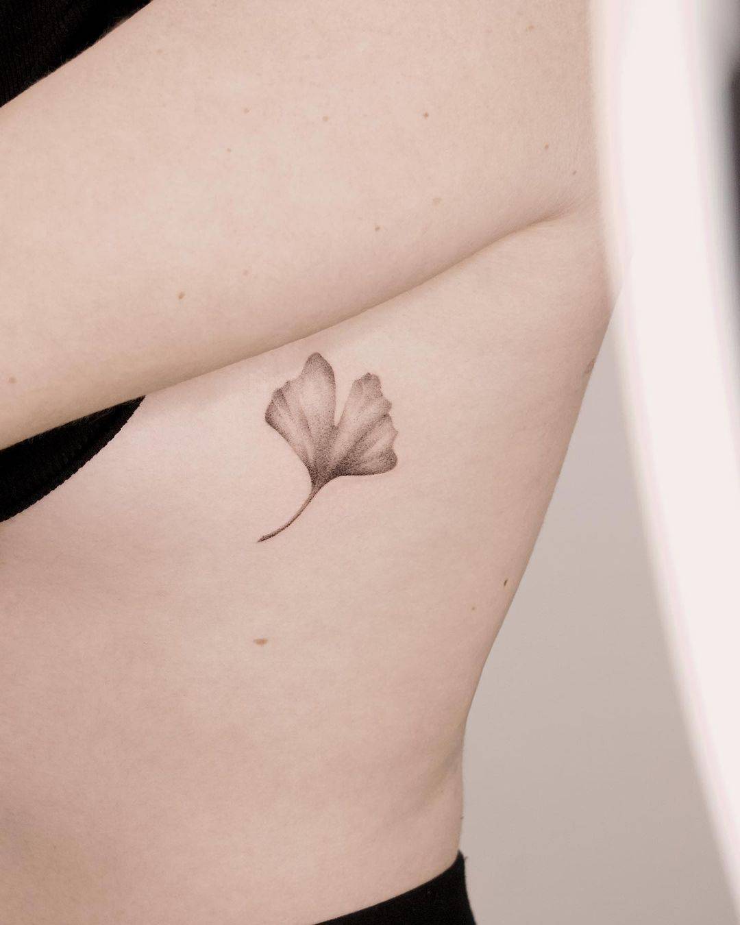 50+ Stick and Poke Tattoo Design Concepts | Ginkgo Biloba Leaf