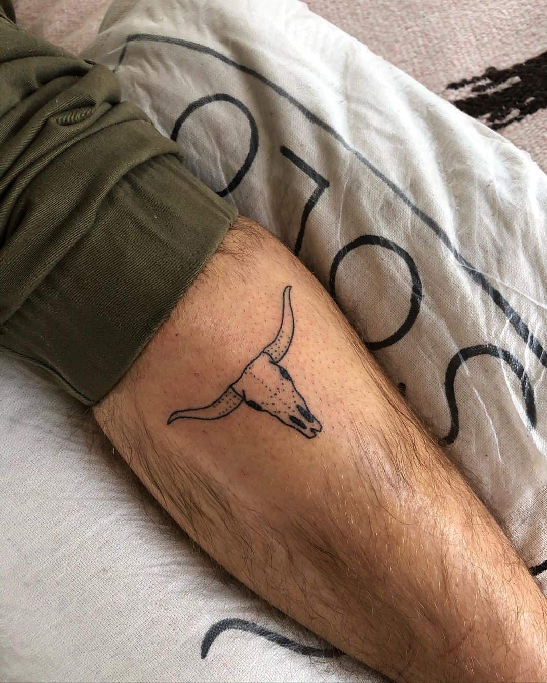 50+ Stick and Poke Tattoo Design Concepts | Texas Longhorn