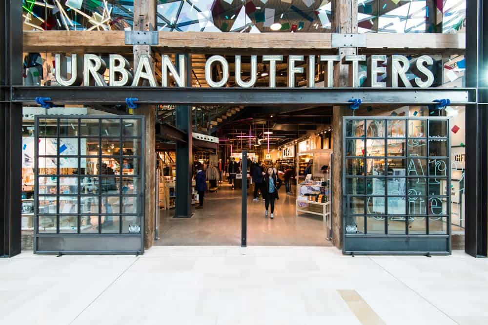 urban outfitters storefront