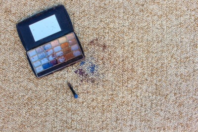How to Get Makeup out of Carpet by Makeup Type
