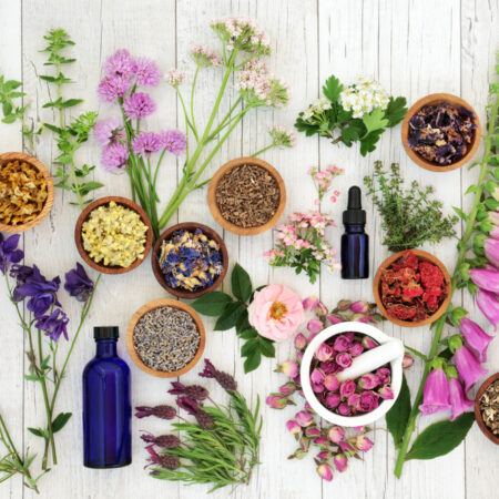 8 Best Essential Oils for Your Skin to Level-Up Your Routine Naturally