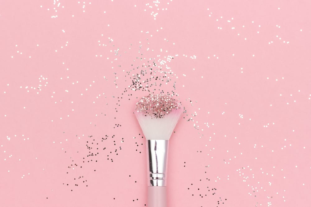 makeup brush full of glitter